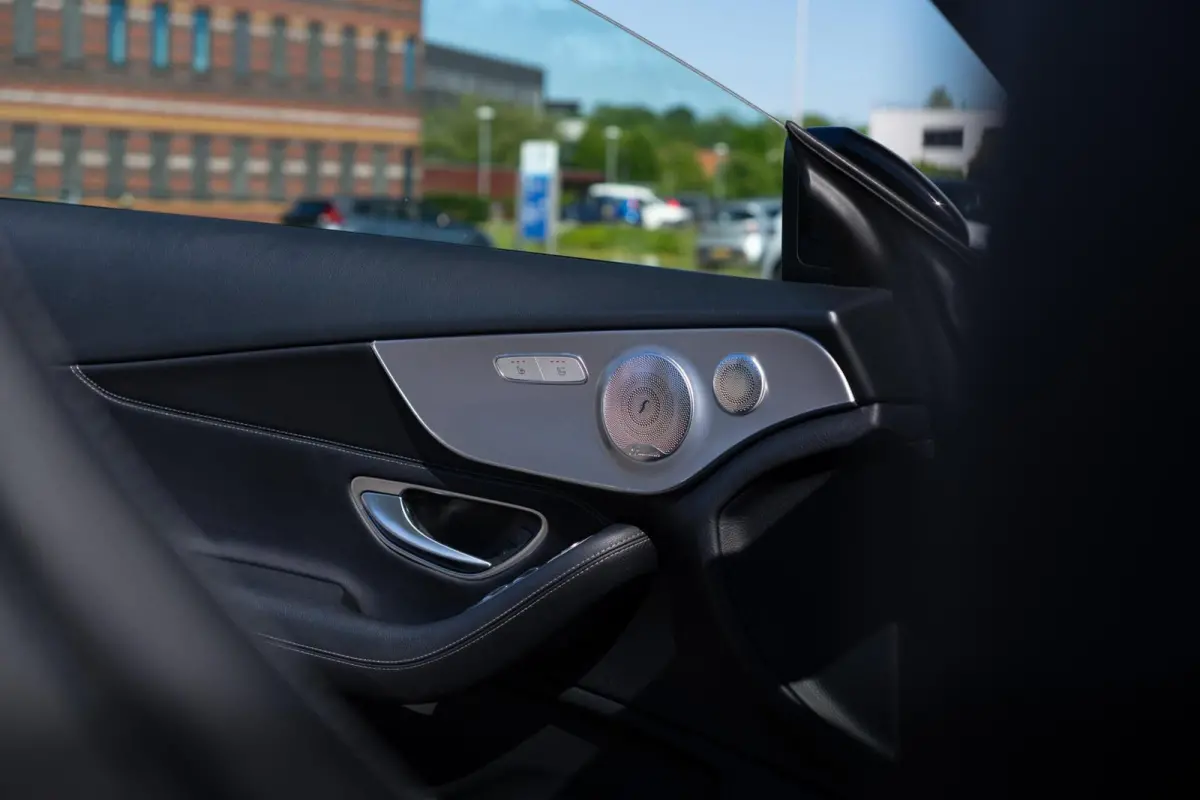 250 Premium AMG|UNIEK|Bordeaux|Burmester|Camera|Nekverwarming|Dealer onderhouden