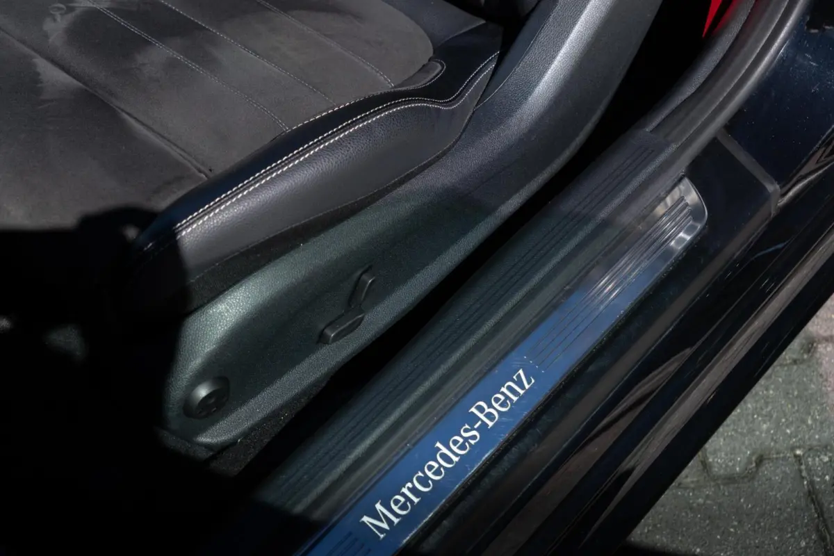 250 Premium AMG|UNIEK|Bordeaux|Burmester|Camera|Nekverwarming|Dealer onderhouden