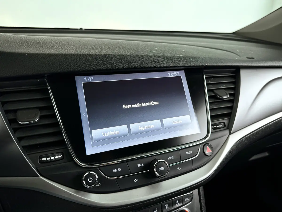 1.0 Online Edition | Airco | Cruise control | Extra getint glas | Trekhaak