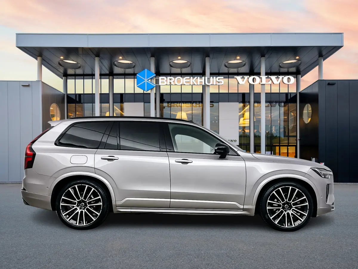 T8 Ultra Dark Executive Edition | 22" | Gelaagd & Getint Glas | Geintegreerd kinderzitje | Luchtvering | Geventileerd Nappa | Bowers & Wilkins | Stoelmassage | Panoramadak | Head-Up | 360 Ca