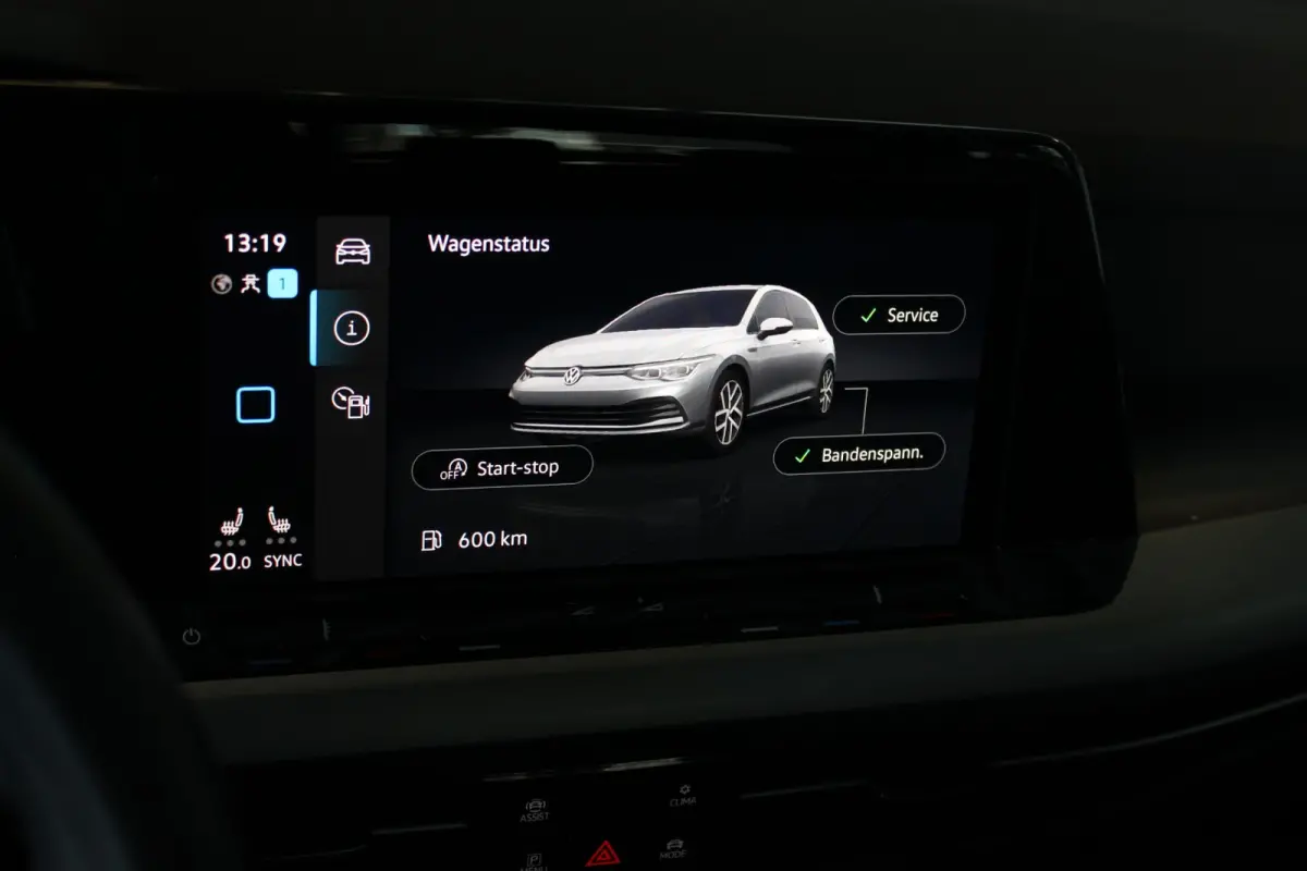 1.5 TSI Life Business 1e eigenaar | Pano | Stoel/Stuurverw. | IQ Light | LED Matrix | Alcantara | Memorystoel | Massage | Carplay | 17" LMV | PDC V+A