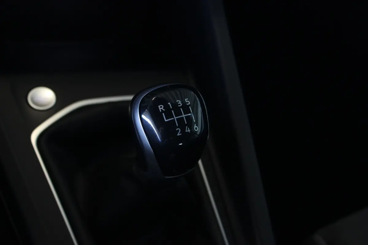 1.5 TSI Life Business 1e eigenaar | Pano | Stoel/Stuurverw. | IQ Light | LED Matrix | Alcantara | Memorystoel | Massage | Carplay | 17" LMV | PDC V+A