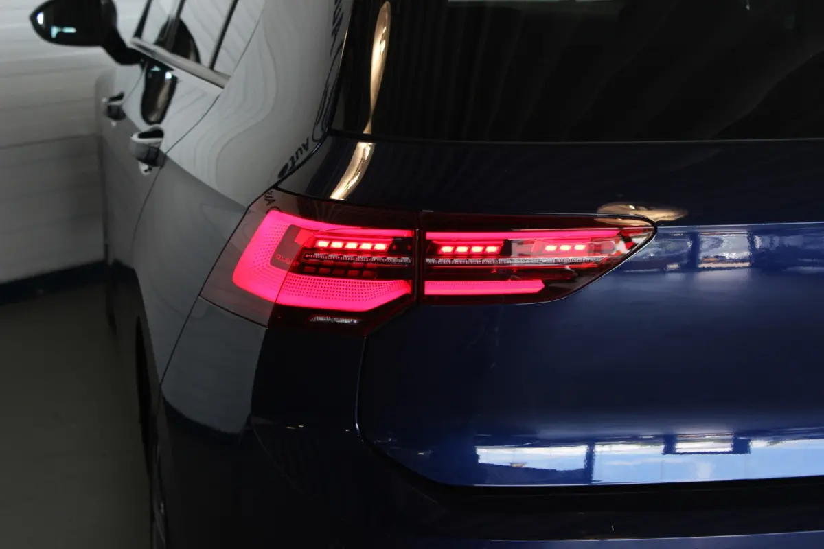 1.5 TSI Life Business 1e eigenaar | Pano | Stoel/Stuurverw. | IQ Light | LED Matrix | Alcantara | Memorystoel | Massage | Carplay | 17" LMV | PDC V+A