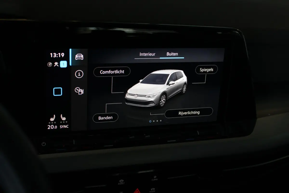 1.5 TSI Life Business 1e eigenaar | Pano | Stoel/Stuurverw. | IQ Light | LED Matrix | Alcantara | Memorystoel | Massage | Carplay | 17" LMV | PDC V+A
