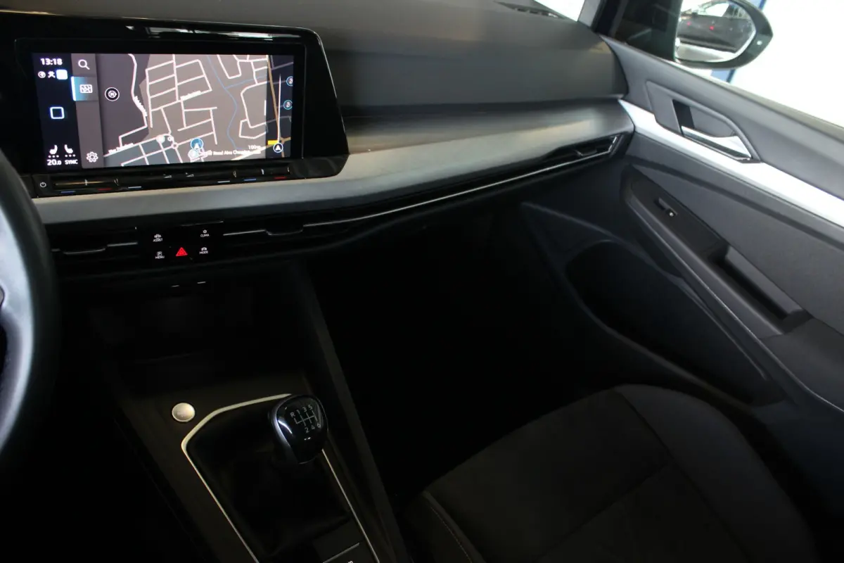 1.5 TSI Life Business 1e eigenaar | Pano | Stoel/Stuurverw. | IQ Light | LED Matrix | Alcantara | Memorystoel | Massage | Carplay | 17" LMV | PDC V+A