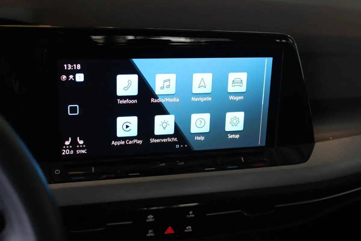 1.5 TSI Life Business 1e eigenaar | Pano | Stoel/Stuurverw. | IQ Light | LED Matrix | Alcantara | Memorystoel | Massage | Carplay | 17" LMV | PDC V+A