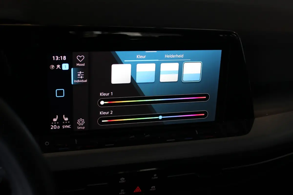 1.5 TSI Life Business 1e eigenaar | Pano | Stoel/Stuurverw. | IQ Light | LED Matrix | Alcantara | Memorystoel | Massage | Carplay | 17" LMV | PDC V+A