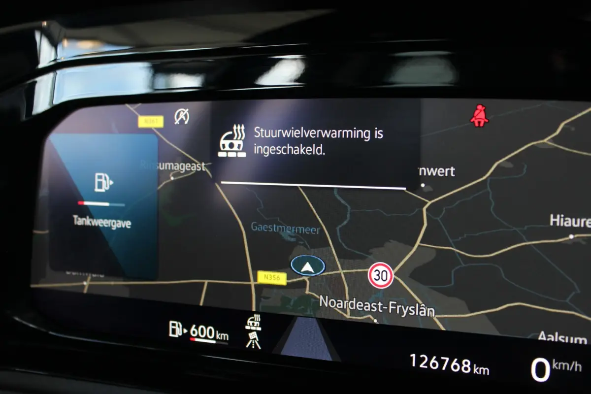 1.5 TSI Life Business 1e eigenaar | Pano | Stoel/Stuurverw. | IQ Light | LED Matrix | Alcantara | Memorystoel | Massage | Carplay | 17" LMV | PDC V+A
