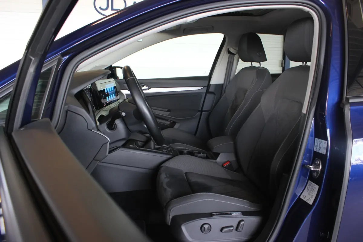 1.5 TSI Life Business 1e eigenaar | Pano | Stoel/Stuurverw. | IQ Light | LED Matrix | Alcantara | Memorystoel | Massage | Carplay | 17" LMV | PDC V+A