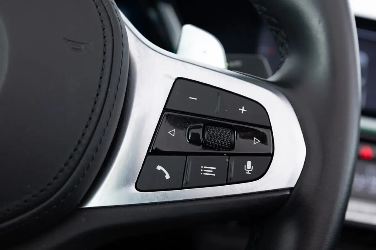 sDrive20i High Executive Edition *NL AUTO* LEDER | Full LED !