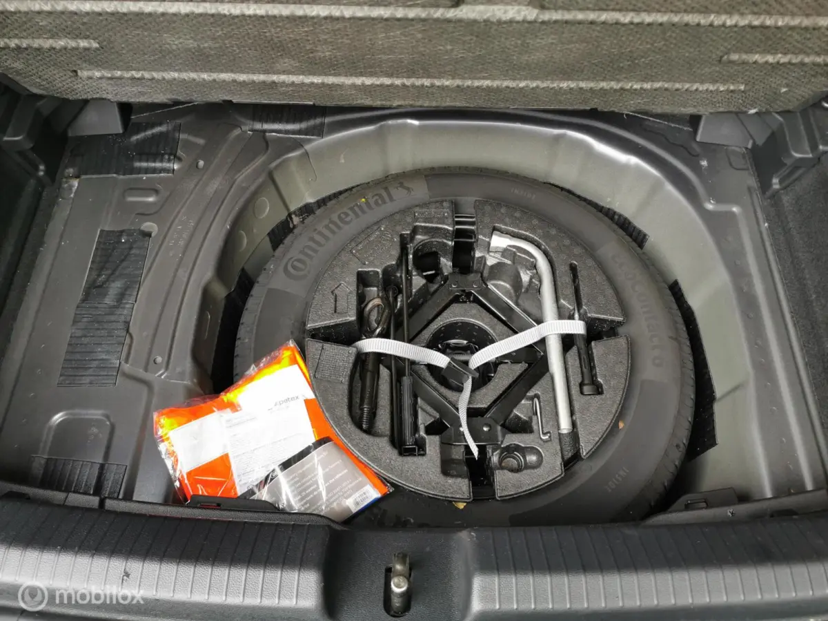 1.0 TSI 95PK/DSG/ACC/CARPLAY/IQLIGHT/DAB/PDC