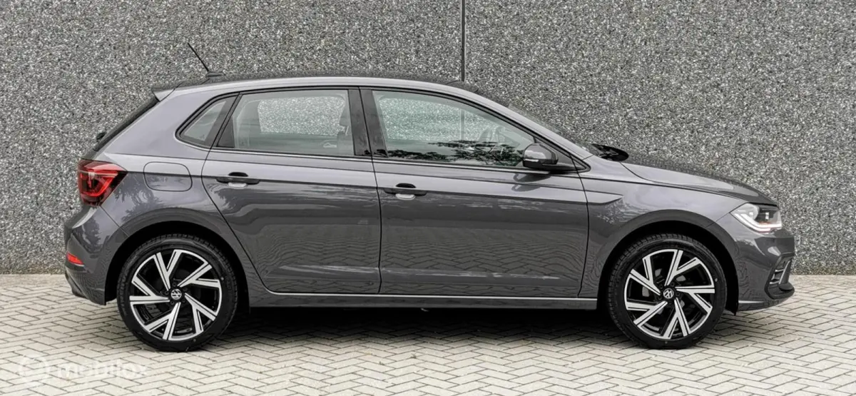 1.0 TSI 95PK/DSG/ACC/CARPLAY/IQLIGHT/DAB/PDC