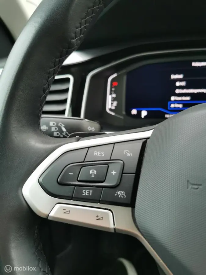 1.0 TSI 95PK/DSG/ACC/CARPLAY/IQLIGHT/DAB/PDC