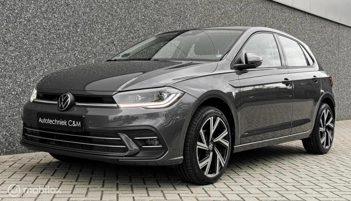 1.0 TSI 95PK/DSG/ACC/CARPLAY/IQLIGHT/DAB/PDC