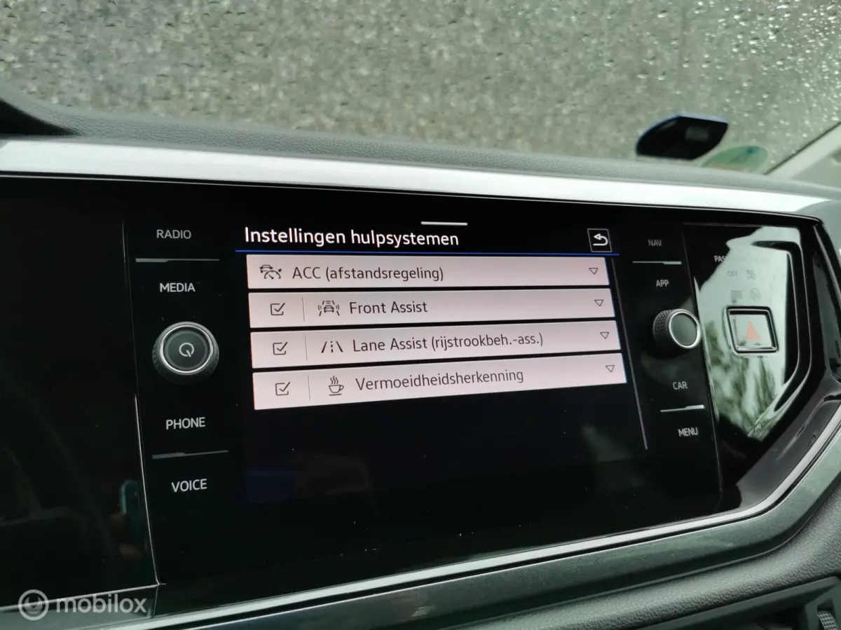 1.0 TSI 95PK/DSG/ACC/CARPLAY/IQLIGHT/DAB/PDC