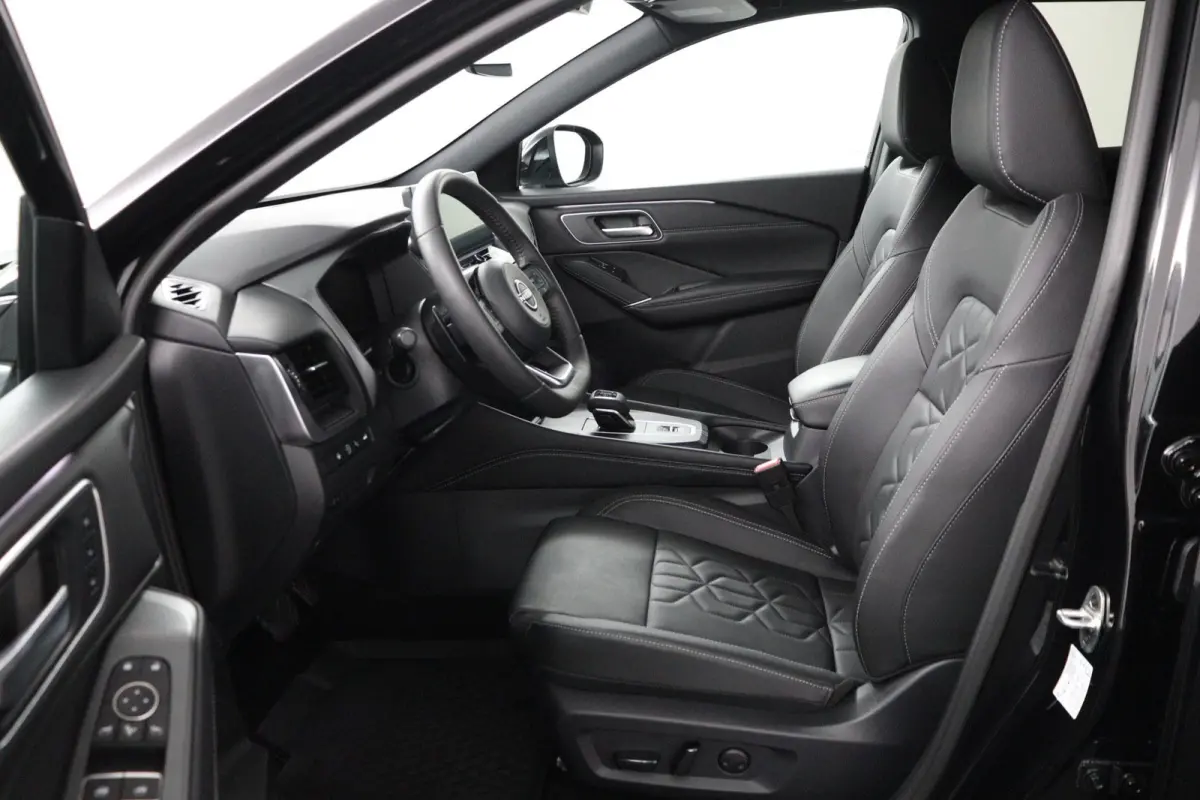 1.3 MHEV Xtronic Tekna | AUTOMAAT | Stoel-, stuur- & voorruitverw. | Panoramadak |