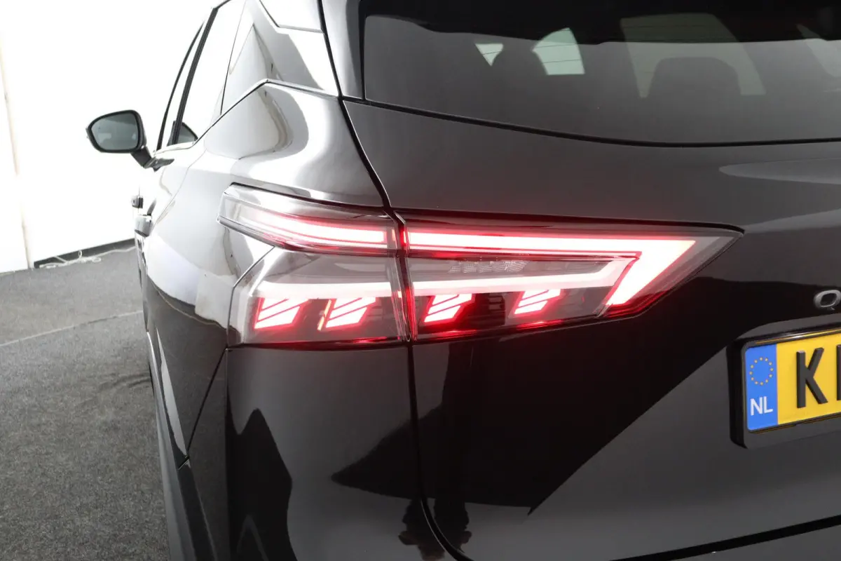 1.3 MHEV Xtronic Tekna | AUTOMAAT | Stoel-, stuur- & voorruitverw. | Panoramadak |