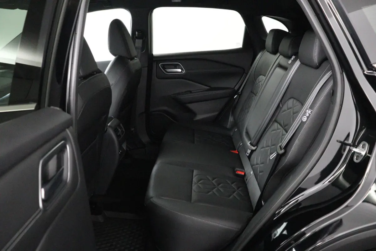1.3 MHEV Xtronic Tekna | AUTOMAAT | Stoel-, stuur- & voorruitverw. | Panoramadak |
