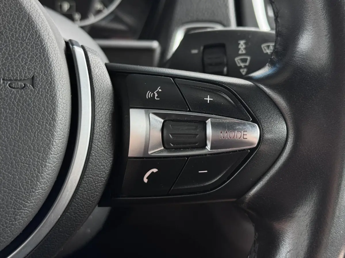 118i High Executive M Sport AUTOMAAT*NL AUTO*CARPLAY*LED