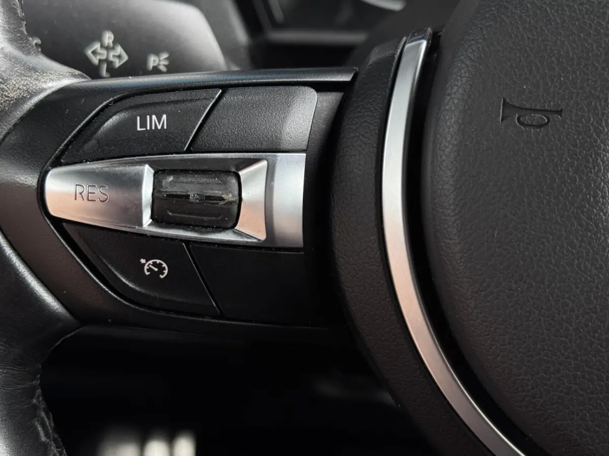 118i High Executive M Sport AUTOMAAT*NL AUTO*CARPLAY*LED