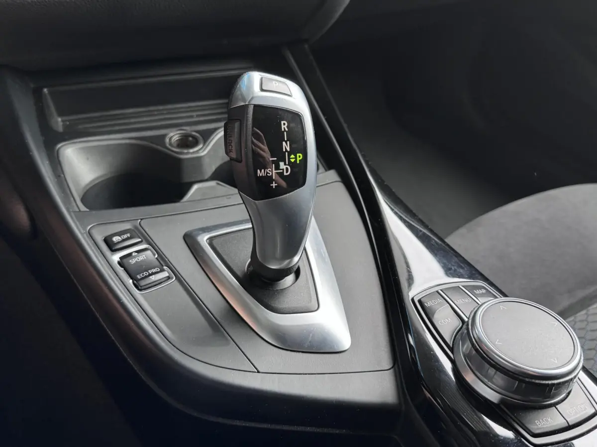 118i High Executive M Sport AUTOMAAT*NL AUTO*CARPLAY*LED