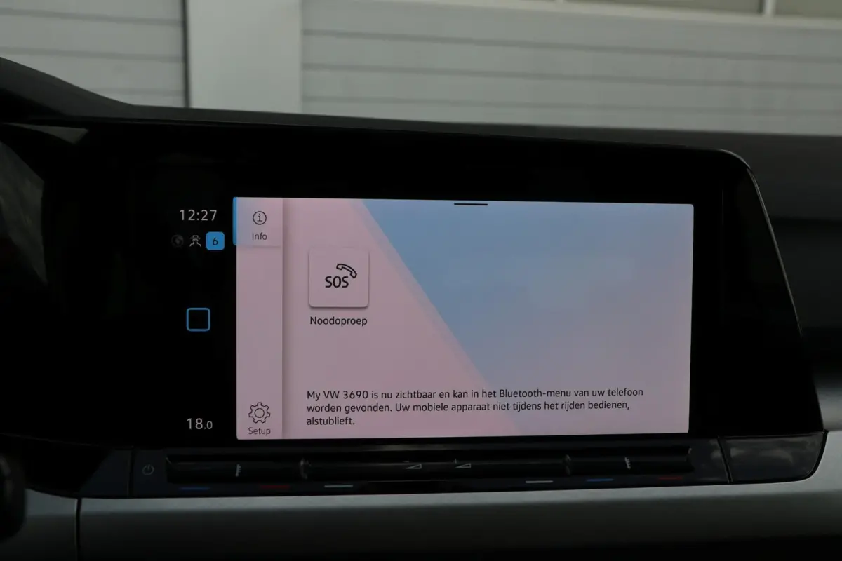 1.0 TSI 110pk Life | Navigatie | Parkeersensoren | 17" Velgen