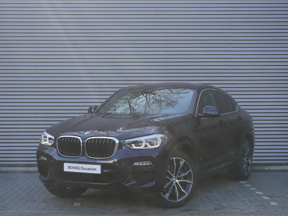 xDrive30i High Executive | 20 inch LM M Dubbelspaak | Trekhaak met elektrisch wegklapbare kogel | HiFi System | BMW Head-Up Display | Achteruitrijcamera