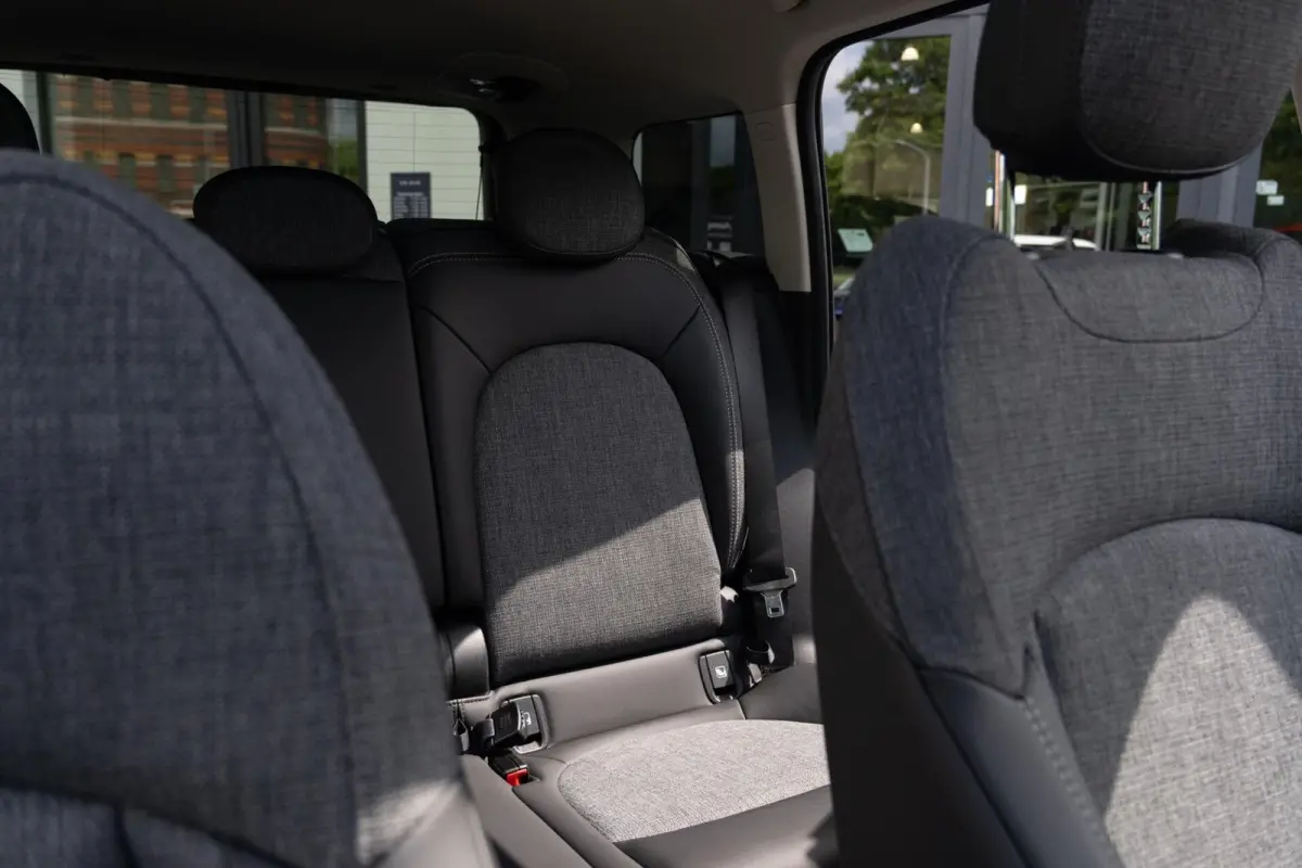 1.5 Cooper SE ALL4 Chili+|Panoramadak|JCW|CarPlay|Automaat|Keyless|LED|Union Jack|Hybride|Dealer Onderhouden