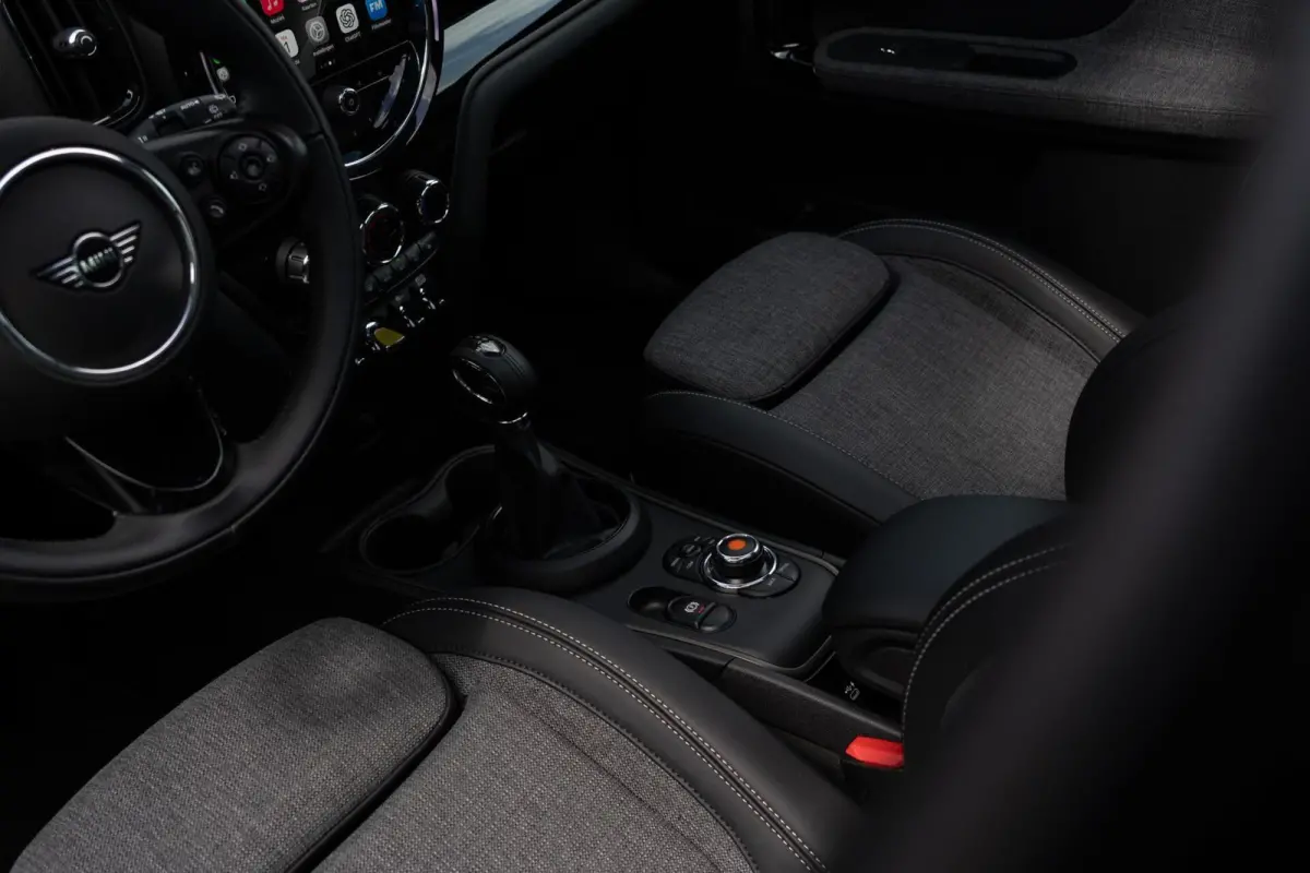 1.5 Cooper SE ALL4 Chili+|Panoramadak|JCW|CarPlay|Automaat|Keyless|LED|Union Jack|Hybride|Dealer Onderhouden