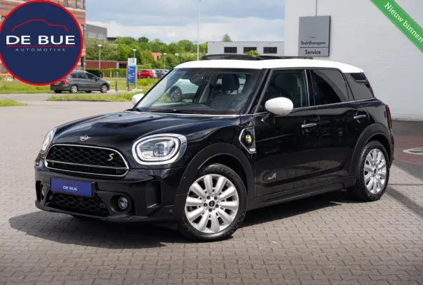 1.5 Cooper SE ALL4 Chili+|Panoramadak|JCW|CarPlay|Automaat|Keyless|LED|Union Jack|Hybride|Dealer Onderhouden