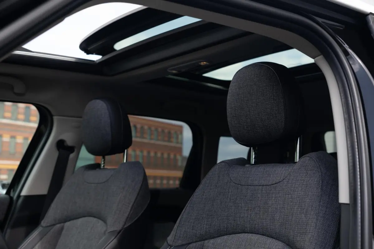 1.5 Cooper SE ALL4 Chili+|Panoramadak|JCW|CarPlay|Automaat|Keyless|LED|Union Jack|Hybride|Dealer Onderhouden