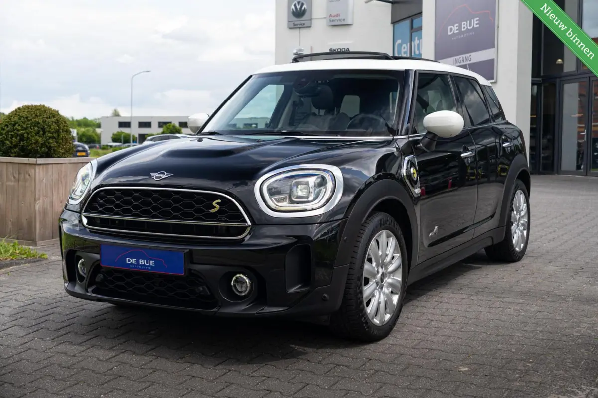1.5 Cooper SE ALL4 Chili+|Panoramadak|JCW|CarPlay|Automaat|Keyless|LED|Union Jack|Hybride|Dealer Onderhouden