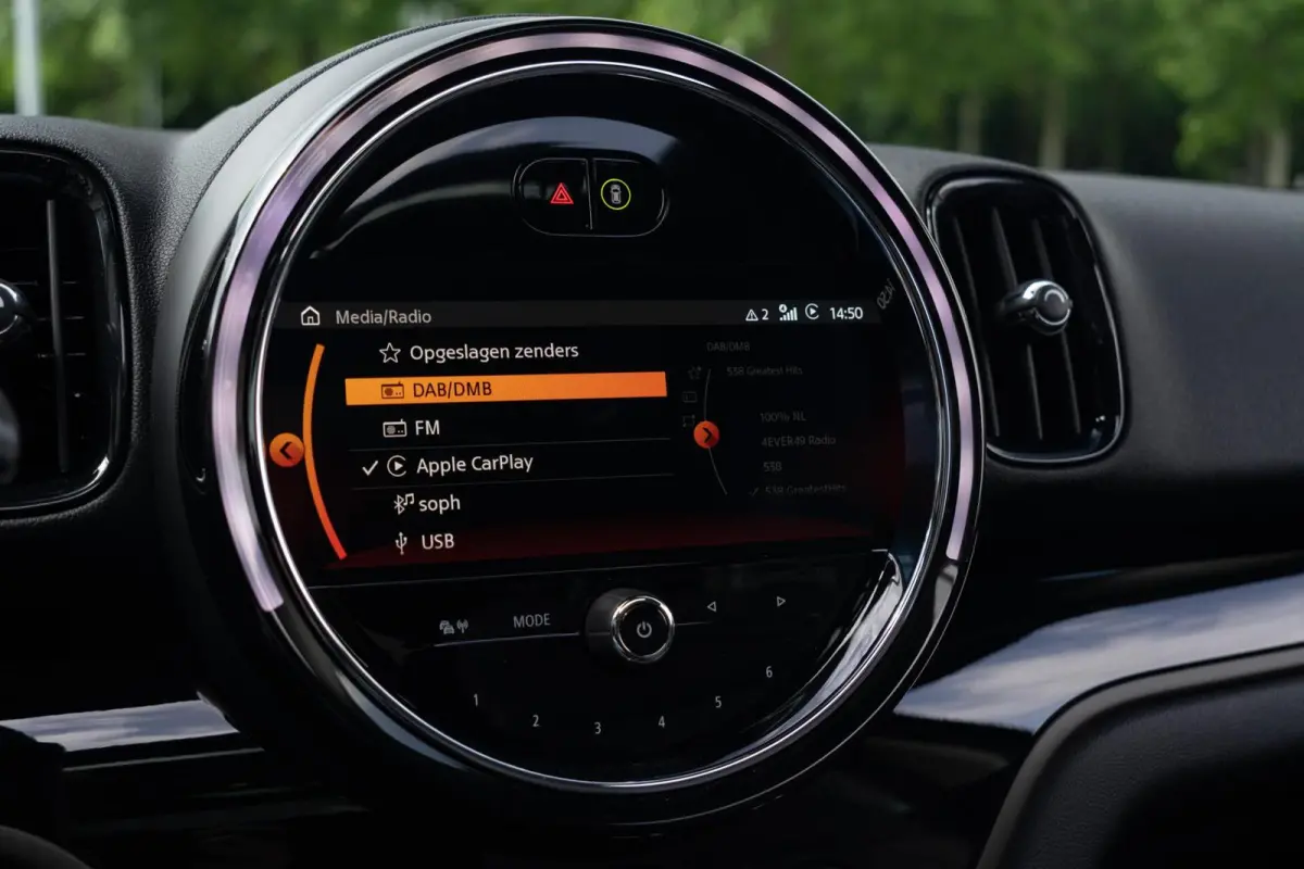1.5 Cooper SE ALL4 Chili+|Panoramadak|JCW|CarPlay|Automaat|Keyless|LED|Union Jack|Hybride|Dealer Onderhouden