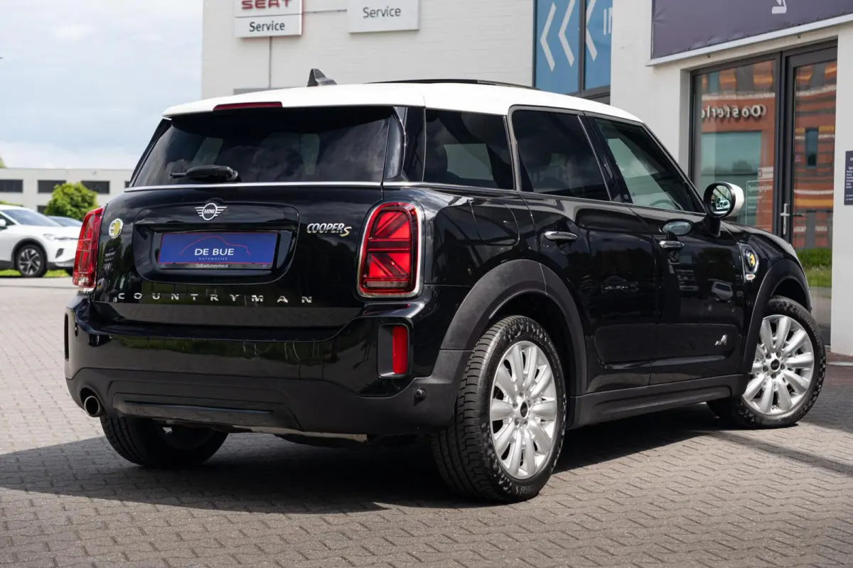 1.5 Cooper SE ALL4 Chili+|Panoramadak|JCW|CarPlay|Automaat|Keyless|LED|Union Jack|Hybride|Dealer Onderhouden