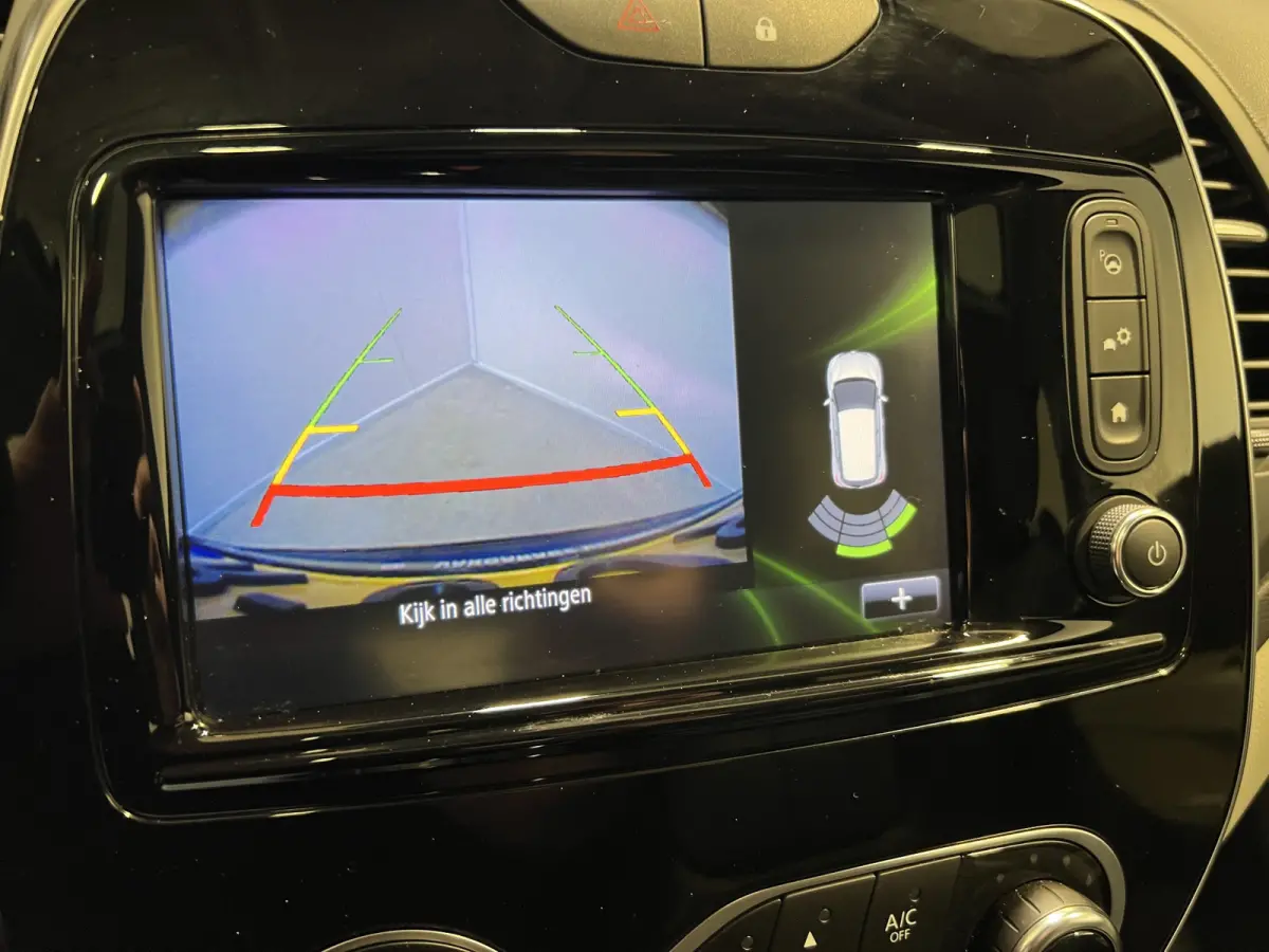 0.9 TCe Intens | Navigatie/Android/Apple Carplay | LM Velgen 17" | Panoramadak | Voorstoelen Verwarmd | Lederen Bekleding | Airco |