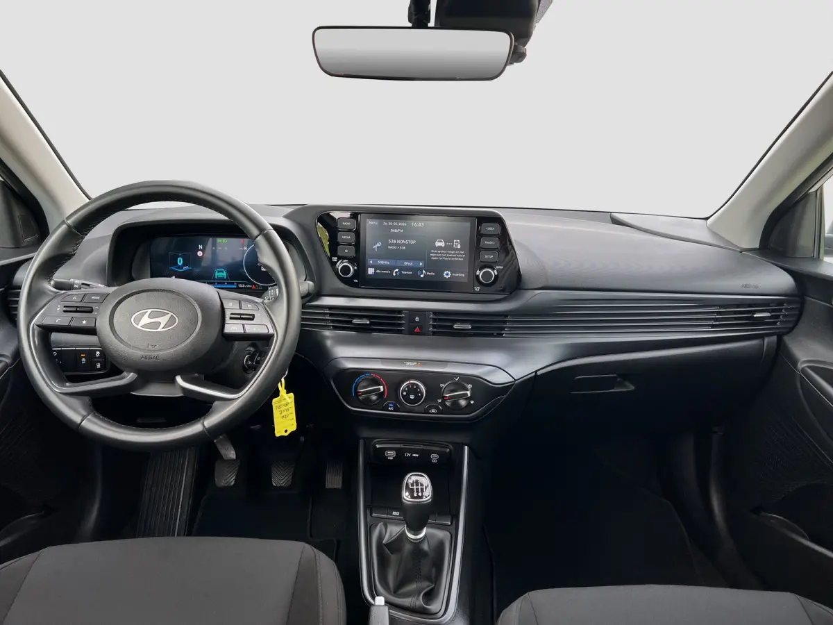 1.0 T-GDI 100pk Comfort | Airco | Camera | Carplay | Cruise control | Dodehoek detectie | Navigatie | Parkeersensoren | Digitaal cockpit | Lichtmetalen velgen