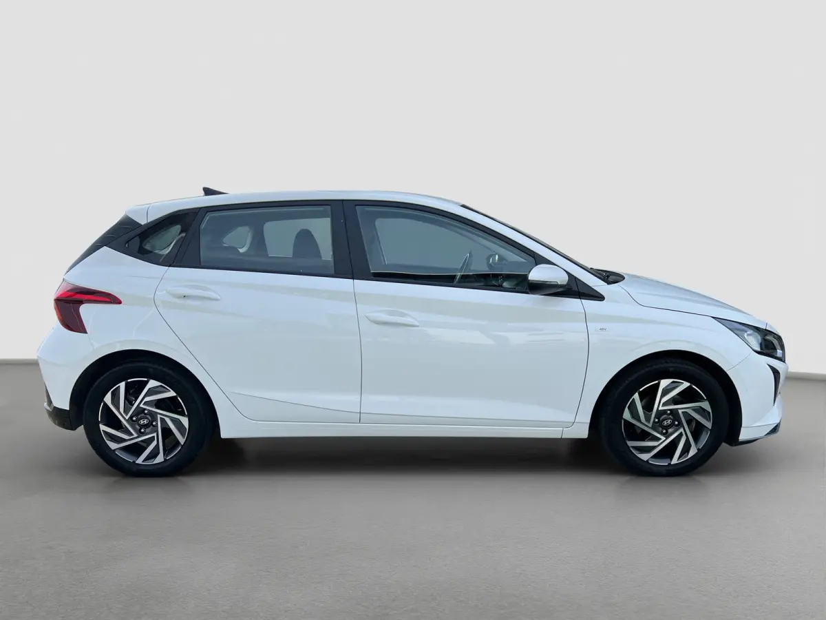 1.0 T-GDI 100pk Comfort | Airco | Camera | Carplay | Cruise control | Dodehoek detectie | Navigatie | Parkeersensoren | Digitaal cockpit | Lichtmetalen velgen