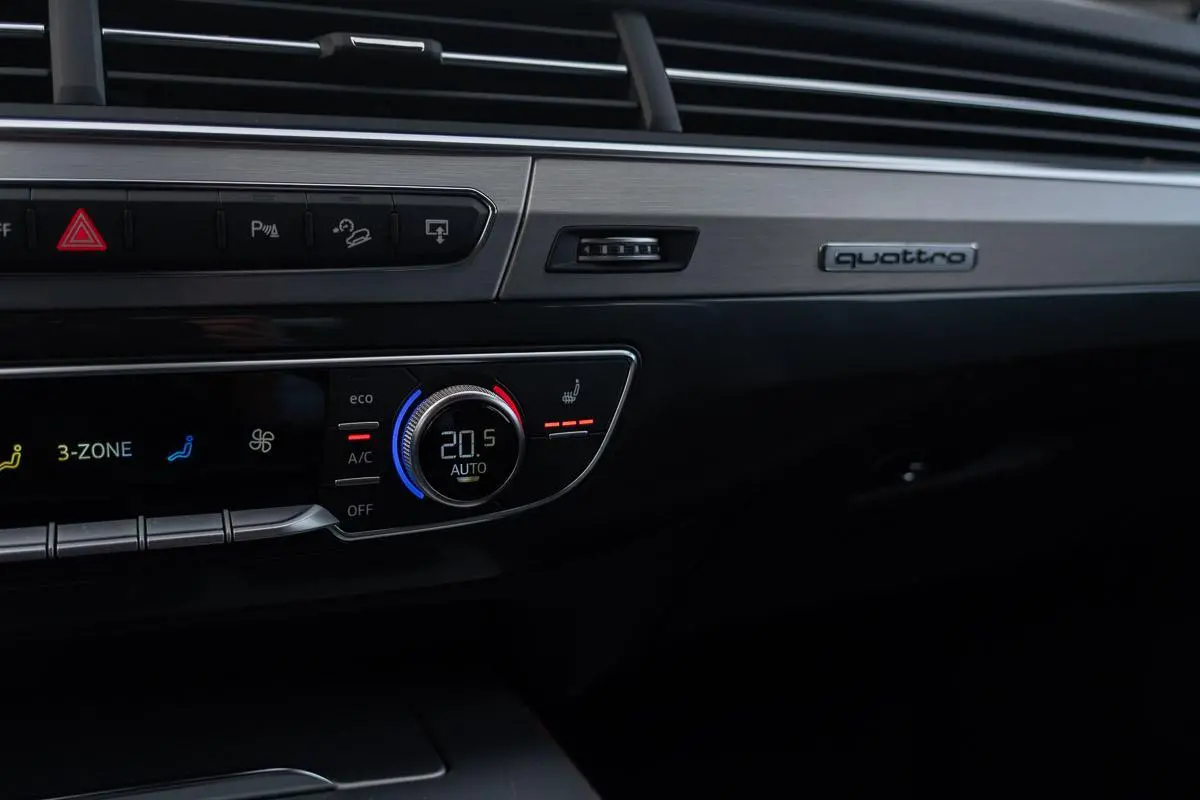 3.0 TDI e-tron Quattro Sport|S-Line|Org NL NAP|2e Eig|CarPlay|Luchtvering|Bose|Virtual|Trekhaak|LED|DubbelGlas|Dealer Onderhouden