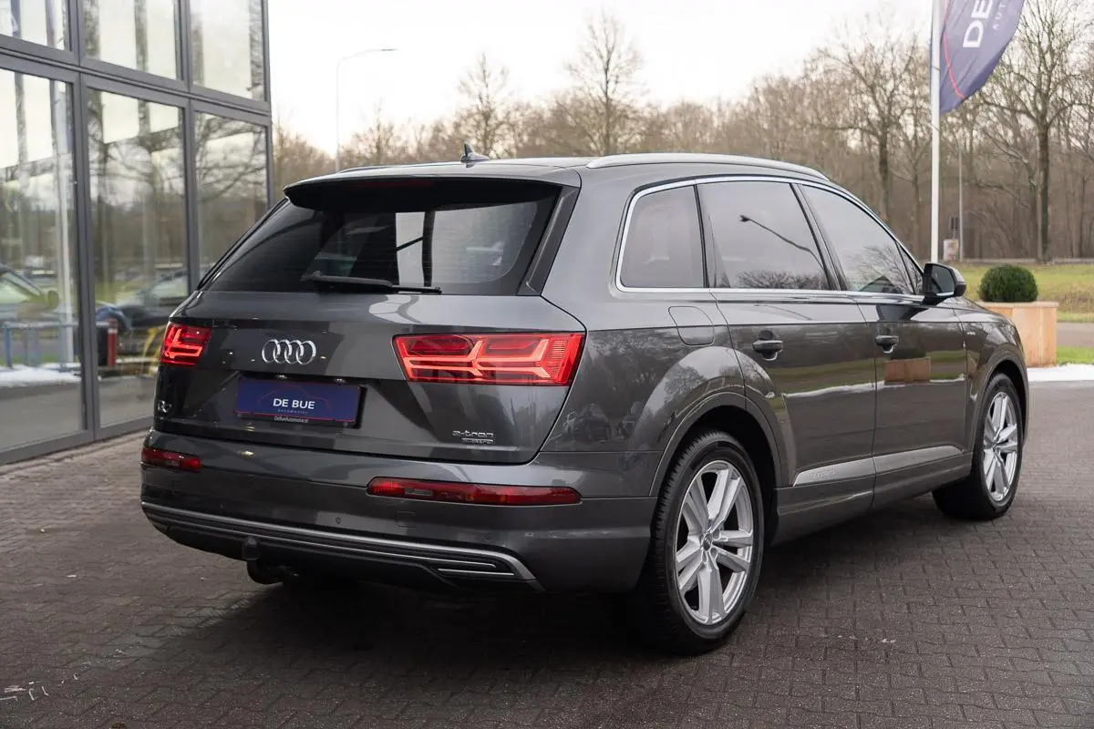 3.0 TDI e-tron Quattro Sport|S-Line|Org NL NAP|2e Eig|CarPlay|Luchtvering|Bose|Virtual|Trekhaak|LED|DubbelGlas|Dealer Onderhouden