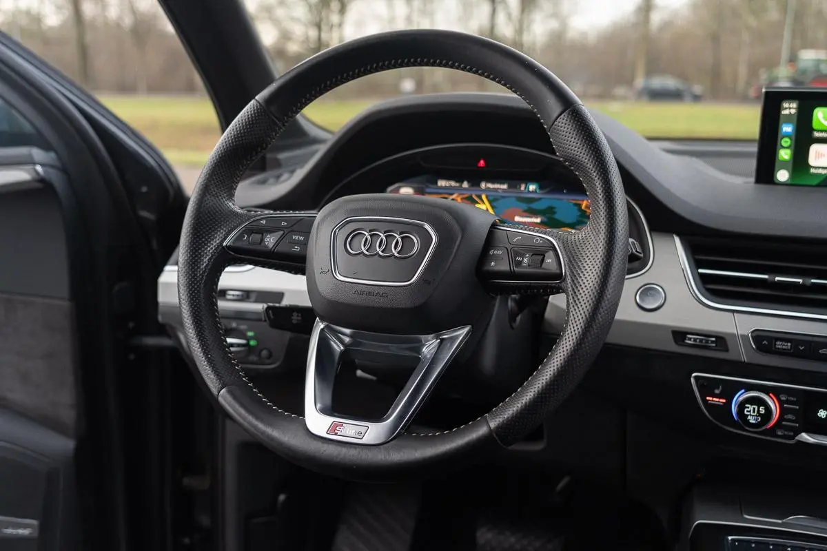 3.0 TDI e-tron Quattro Sport|S-Line|Org NL NAP|2e Eig|CarPlay|Luchtvering|Bose|Virtual|Trekhaak|LED|DubbelGlas|Dealer Onderhouden