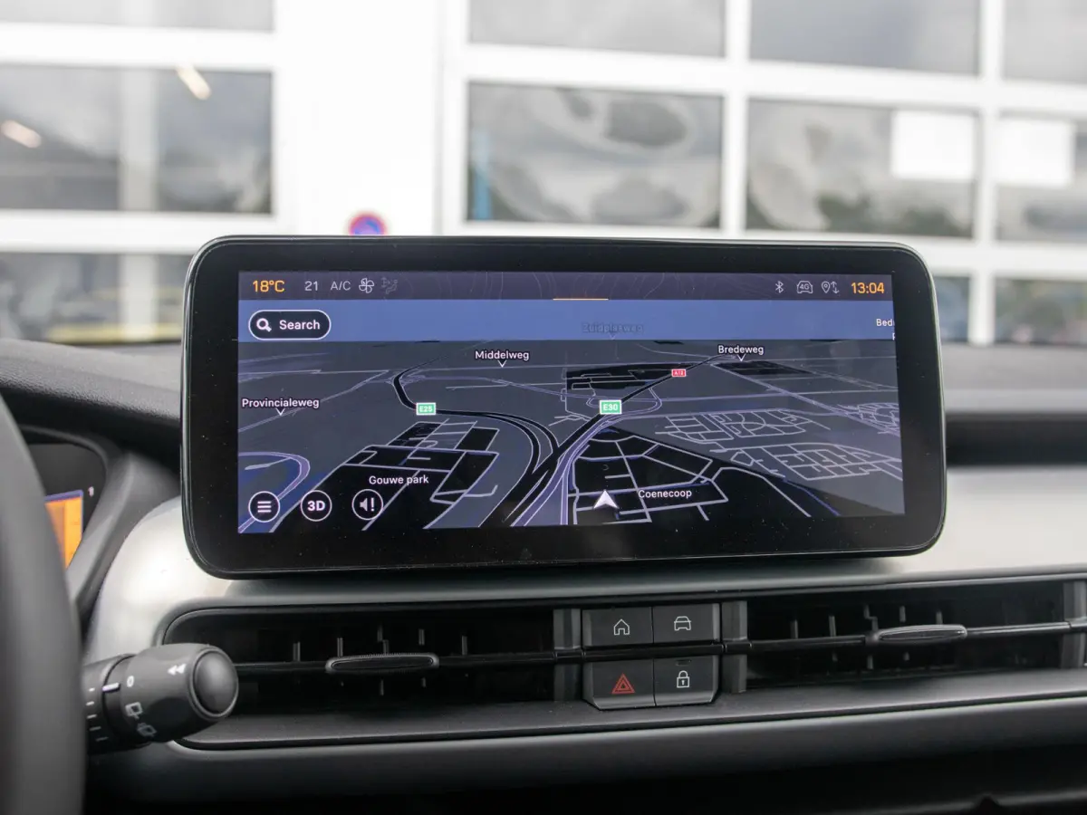 1.2 e-Hybrid Summit | Infotainment&Convenience Pack