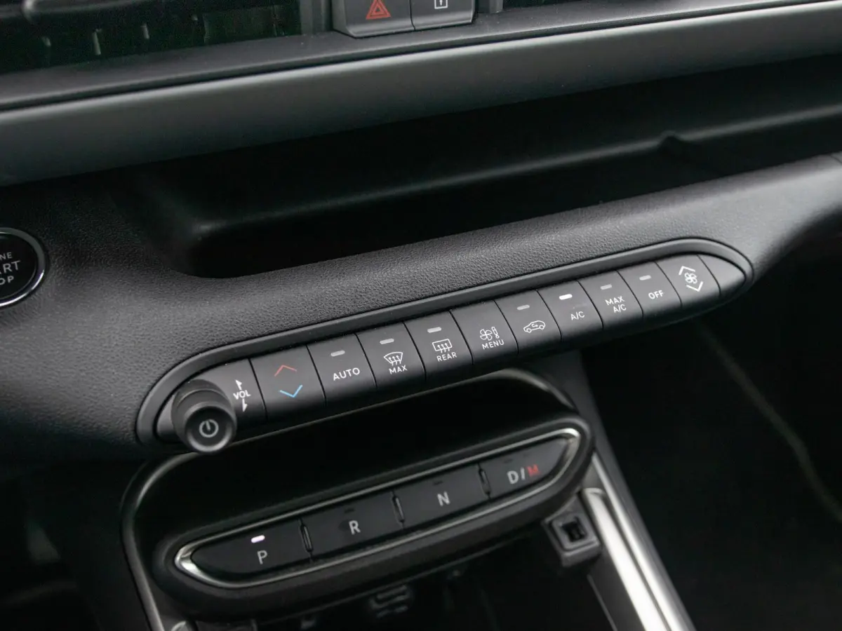 1.2 e-Hybrid Summit | Infotainment&Convenience Pack