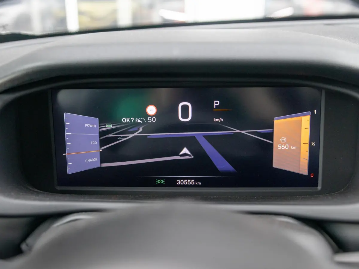 1.2 e-Hybrid Summit | Infotainment&Convenience Pack