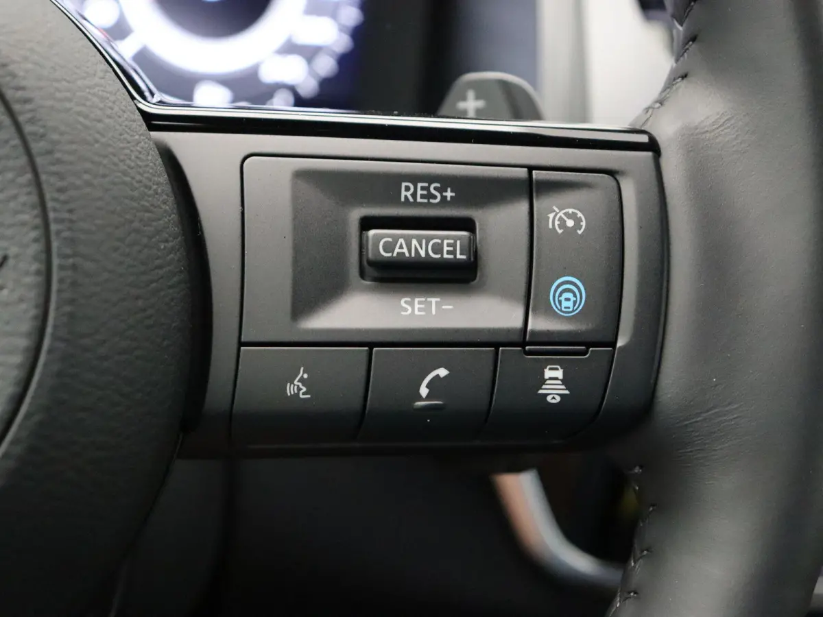 158pk MHEV Xtronic Tekna | Pilot assist | Stoel, stuur en voorruitverwarming | Lederen bekleding | Google intergratie | Elketrisch verstelbare bestuurderstoel |