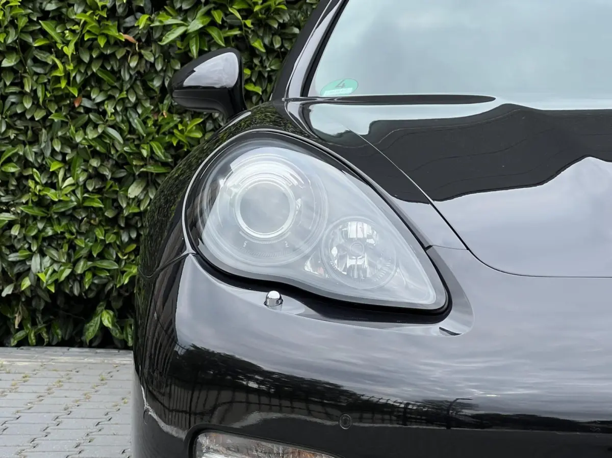 4.8 4S, PANORAMADAK, LUCHTVERING, SPORTCHRONO, BOSE, SPORTUITLAAT, NAVIGATIE, DODEHOEK, MEMORY, CRUISE CONTROL, CLIMATE CONTROL, STOELVERWARMING, LICHTMETAAL 20"