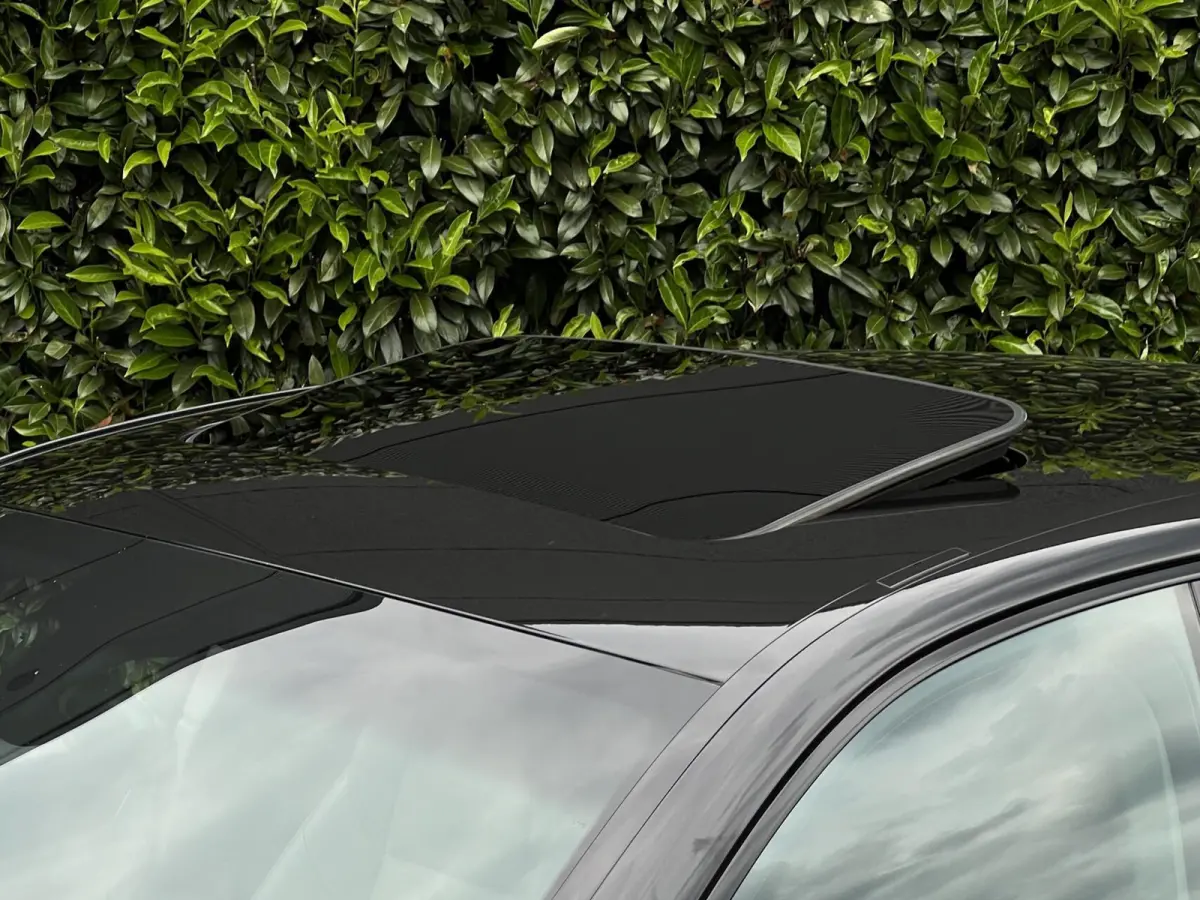 4.8 4S, PANORAMADAK, LUCHTVERING, SPORTCHRONO, BOSE, SPORTUITLAAT, NAVIGATIE, DODEHOEK, MEMORY, CRUISE CONTROL, CLIMATE CONTROL, STOELVERWARMING, LICHTMETAAL 20"
