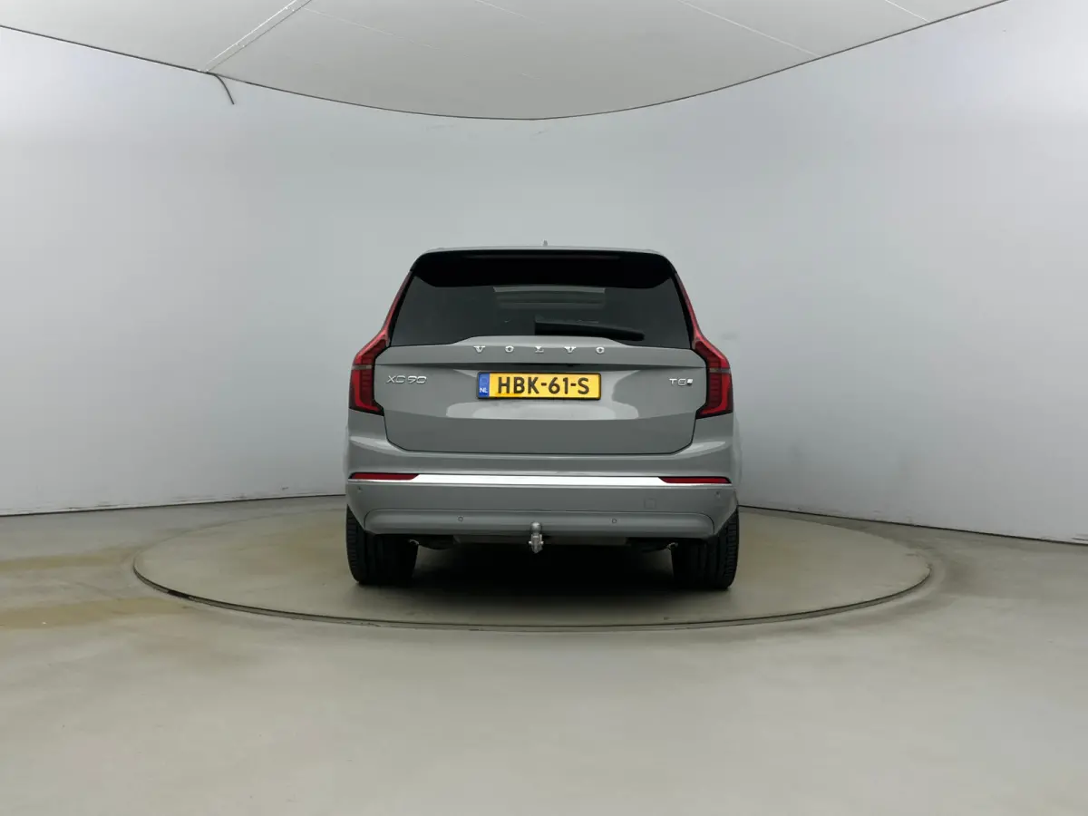 T8 Ultra Bright | 21" | Luchtvering | Trekhaak | Panoramadak | Harman Kardon | 360 Camera | Elektr. verst. Stoelen | Matrix LED | Stoel/Stuur/Achterbankverwarming