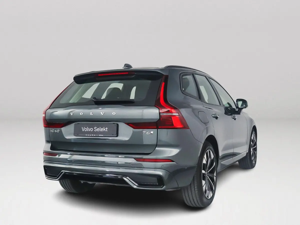 T6 Plug-in hybrid AWD Ultra Dark | SOH 100% | Panoramadak | 360° camera | Bowers & Wilkins | Luchtvering | Head-up display | Stoelventilatie | Trekhaak