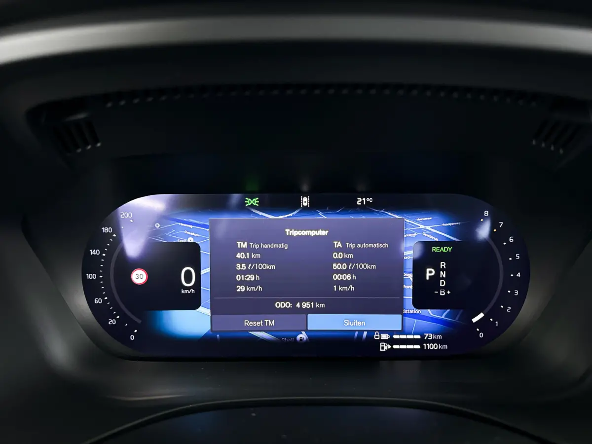 T6 Plug-in hybrid AWD Ultra Dark | SOH 100% | Panoramadak | 360° camera | Bowers & Wilkins | Luchtvering | Head-up display | Stoelventilatie | Trekhaak