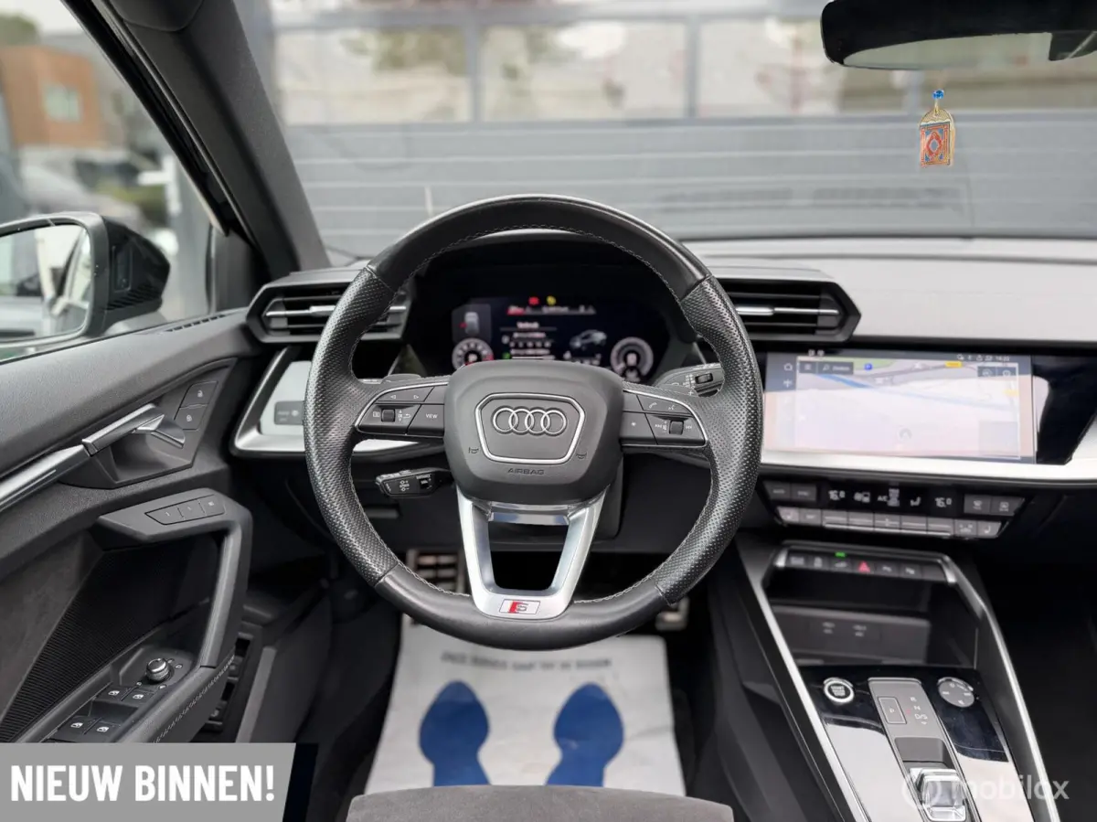 40 TFSI e 3 x S-Line Voll Opties !!